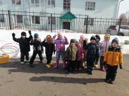 "Весенние забавы".