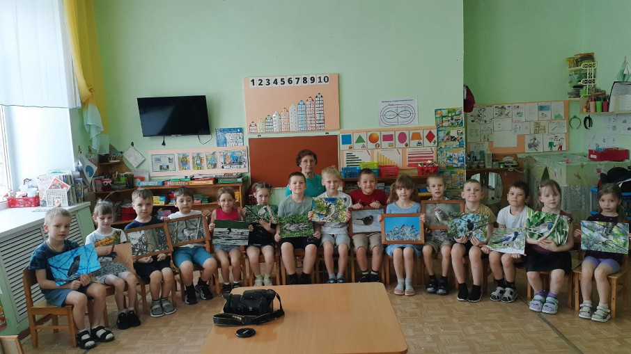 Фотограф - орнитолог в гостях у ребят.